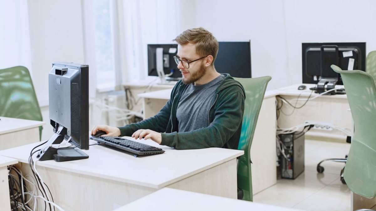 Impedit eum cumque magnam voluptatem et laborum.